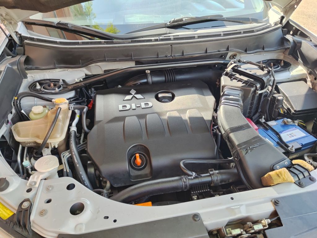 Mitsubishi Outlander 7 lugares