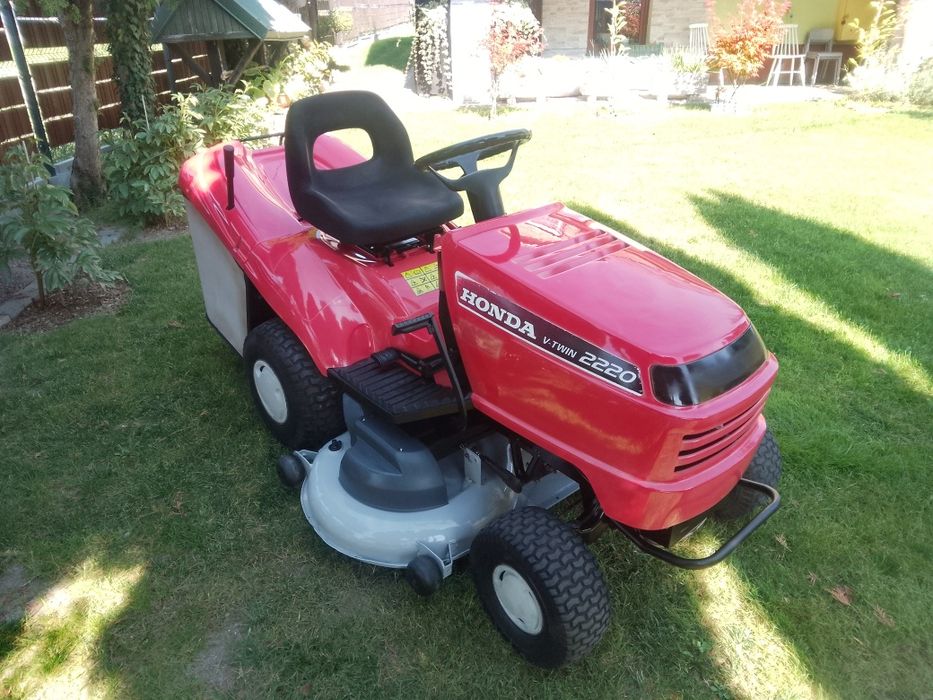 Traktorek kosiarka Honda 2220