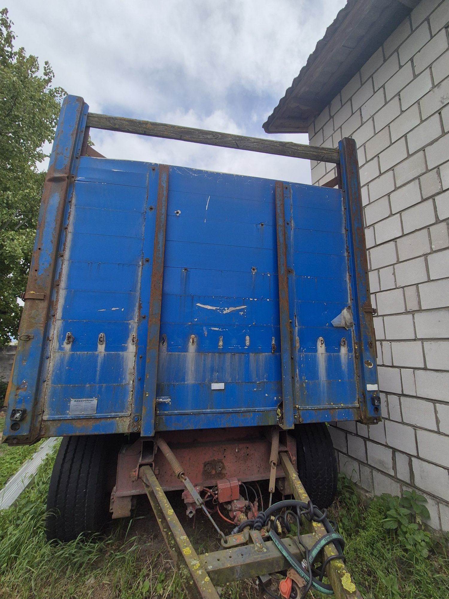 Przyczepa Kassbohrer V14