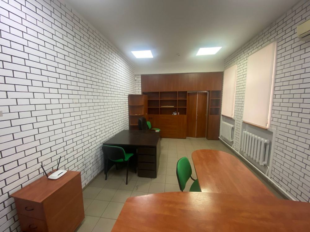 Сдам 2-х комнатный офис Центр Короленко Подолинского Благоева