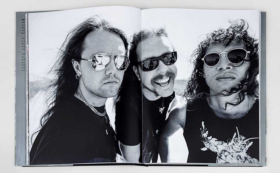 Metallica: The Black Album In Black & White новый фото-альбом книга