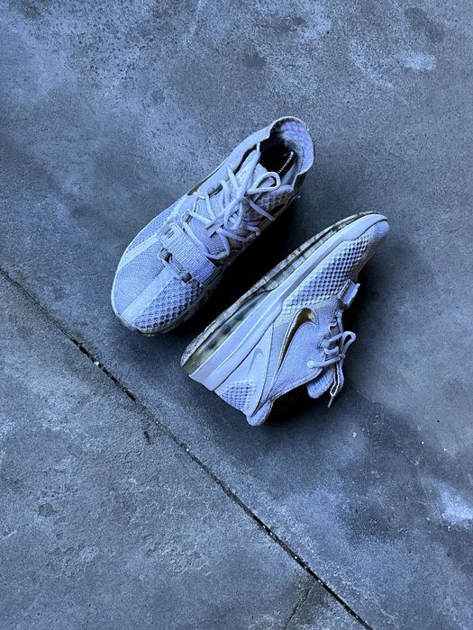 Nike Air Force Max Low