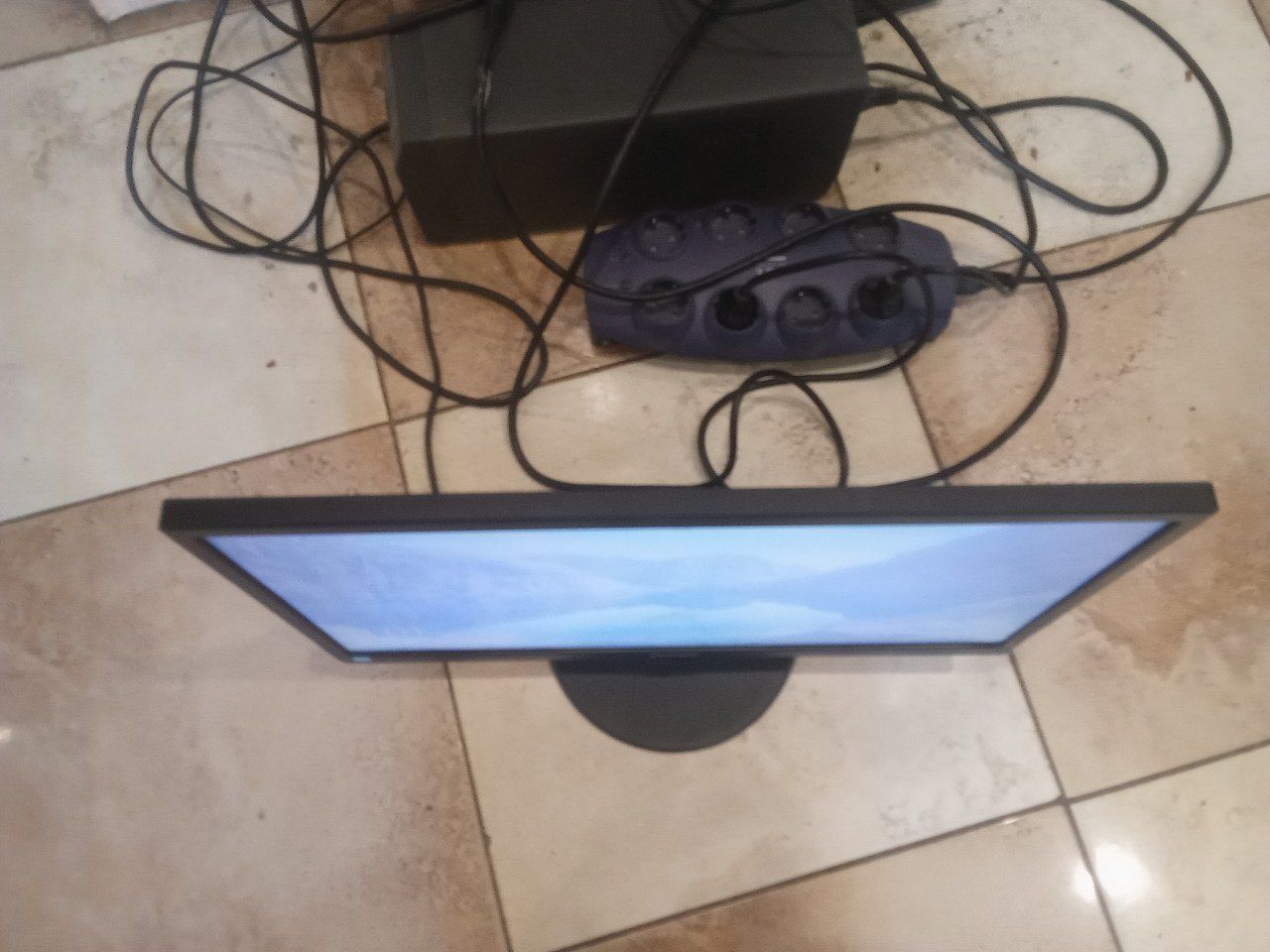 Full HD Монітор 22" Philips 223V5 (VGA) 1920x1080