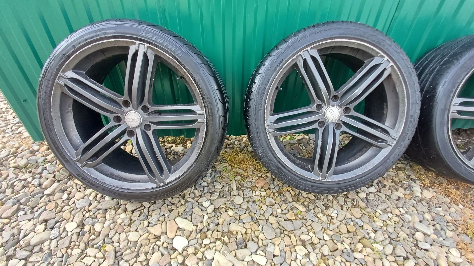 Дискі з ризиною 285/35R22 ауді розбір