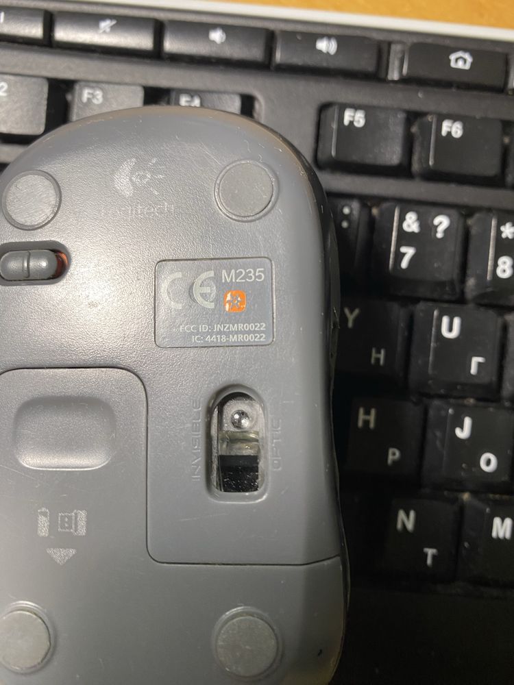 Комплект клавиатура и  мышка Logitech Mk270