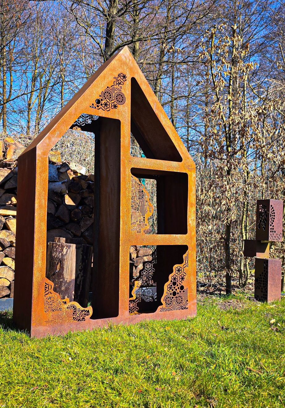 Corten stojak na drewno
