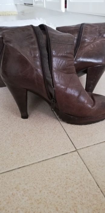 Botas altas senhora