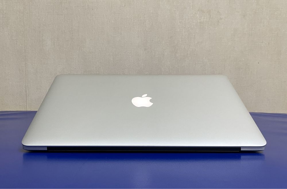 MacBook Pro 15 2013  core i7 2,3GHz  16ram 256Gb  GeForce GT 750M