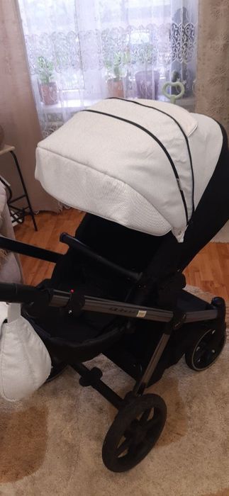 Коляска дитяча (Riko basic Qubus)