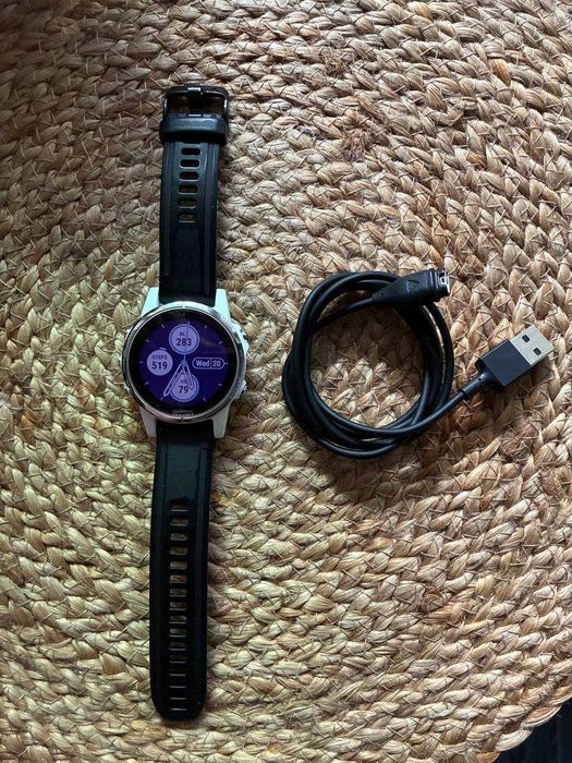 Продам годинник Garmin Fenix 5S Plus