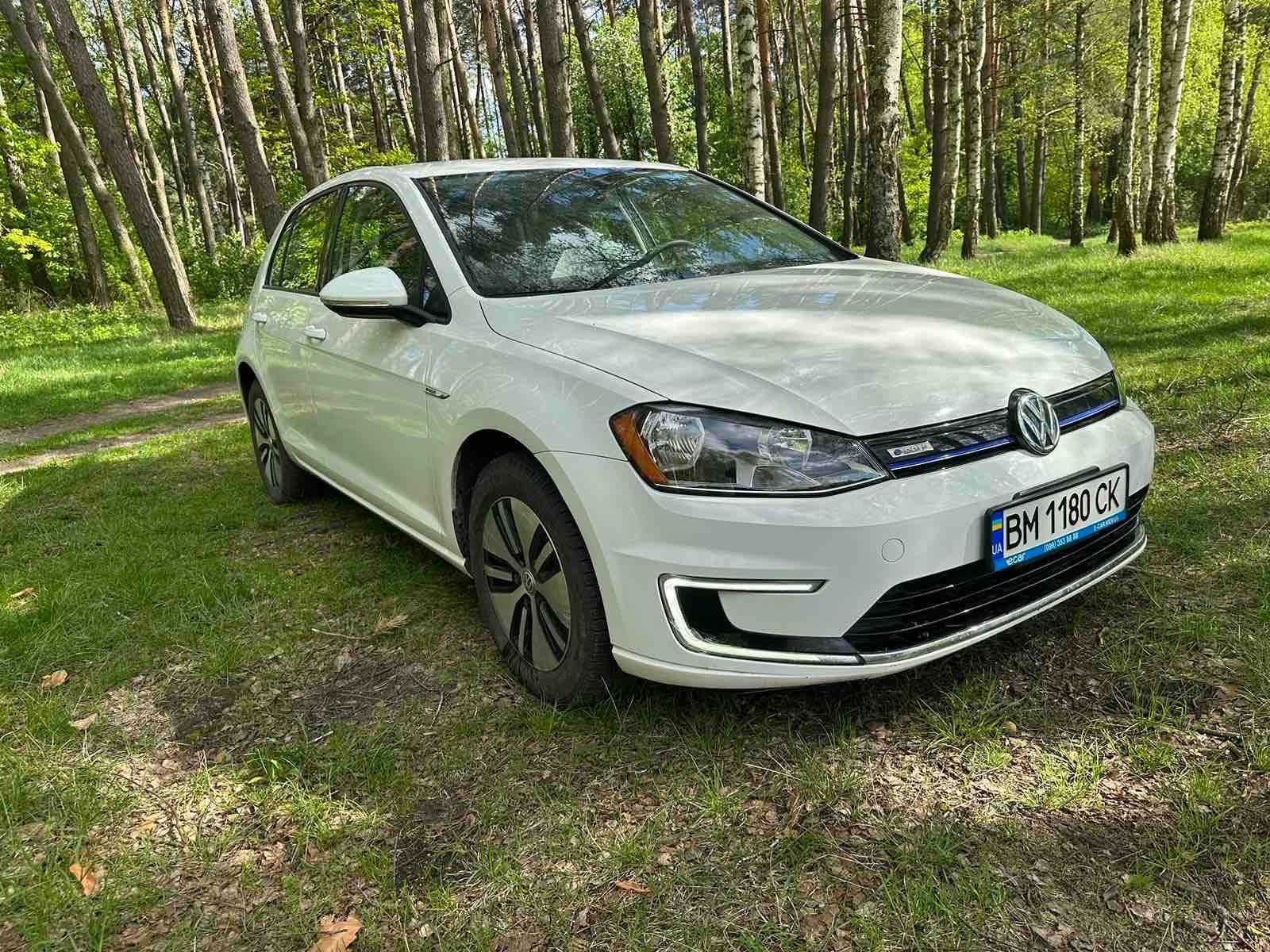 Volkswagen E-Golf 2016рік