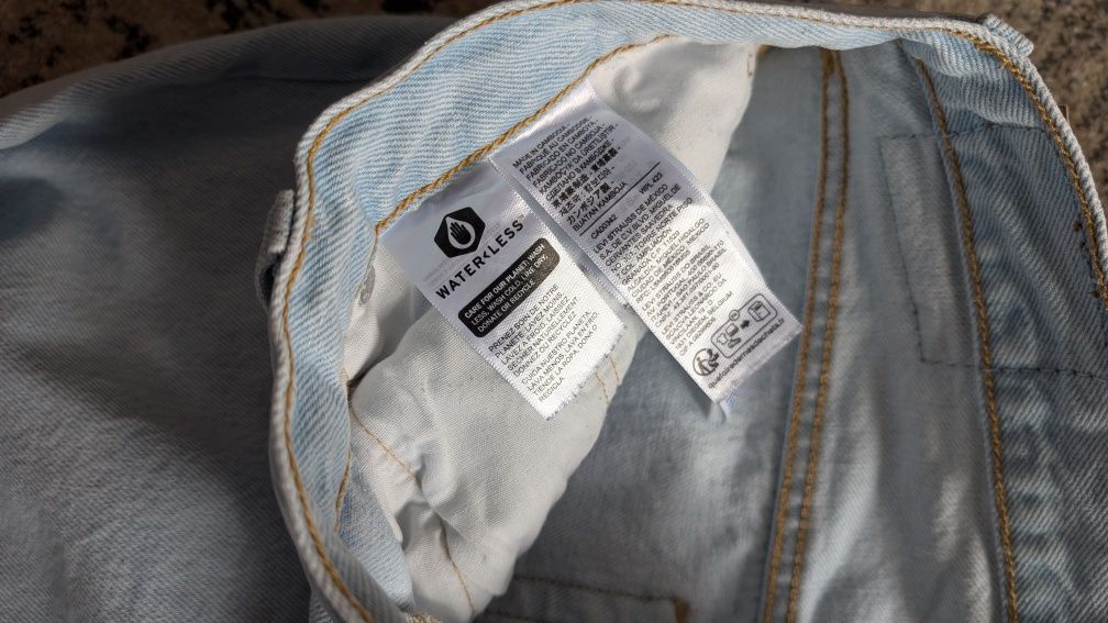 Calcas Levis 501 homem