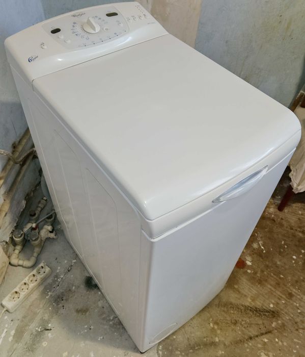 Стиральная машина Whirpool AWT 7125 пошипн. и фланцы новые отличн.сост
