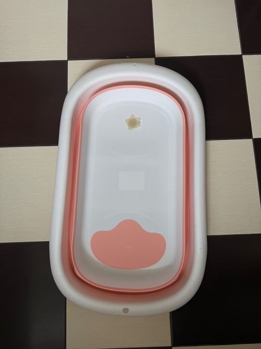 Ванночка для немовлят