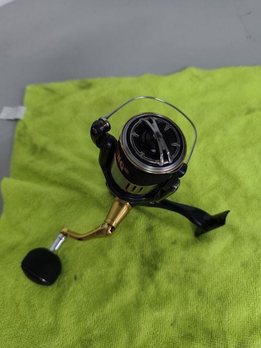 Carreto Shimano Twinpower 4000 sw