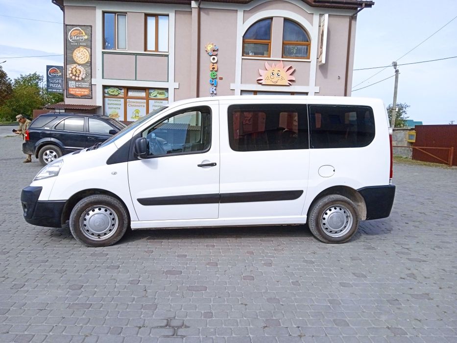 Peugeot Expert 2008р.9 місць