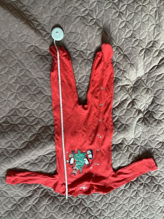 Czerwony swiąteczny pajacyk r.80