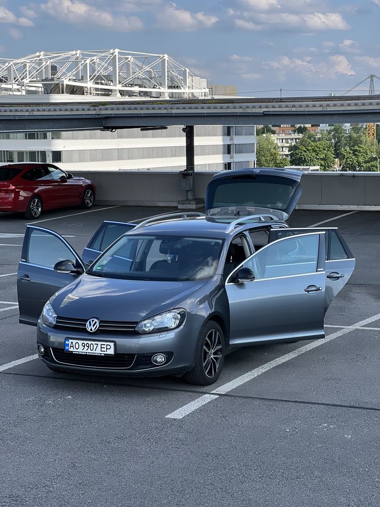 Volkswagen Golf 6  2011 Typ 5K • 2.0 TDI  STYLE