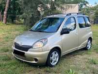 Toyota Yaris Verso Toyota 1.3 benzyna klimatyzacja , Automat bardzo ładna !!!