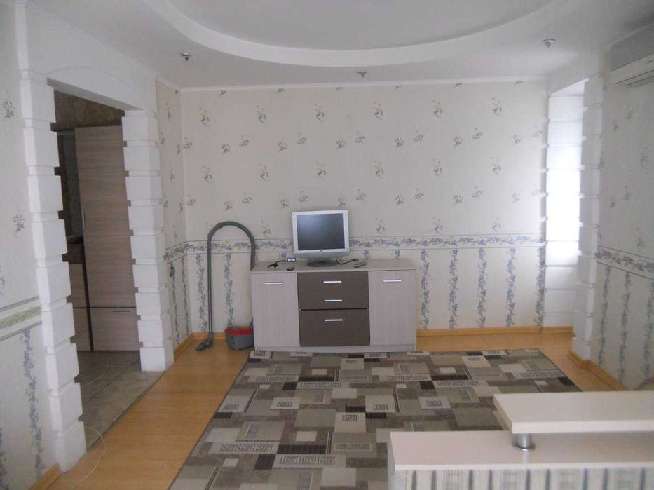 Сдаю в аренду 1 комнатную квартиру на Садовой