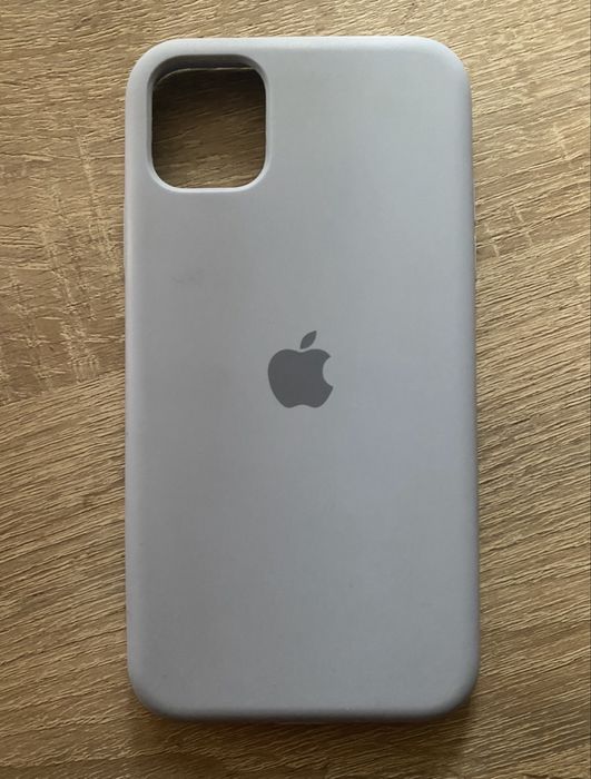 Чехол на айфон 11