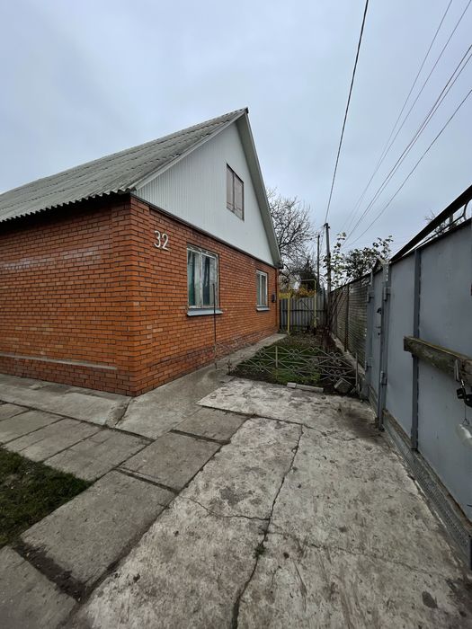 Продаж будинку Підгороднє