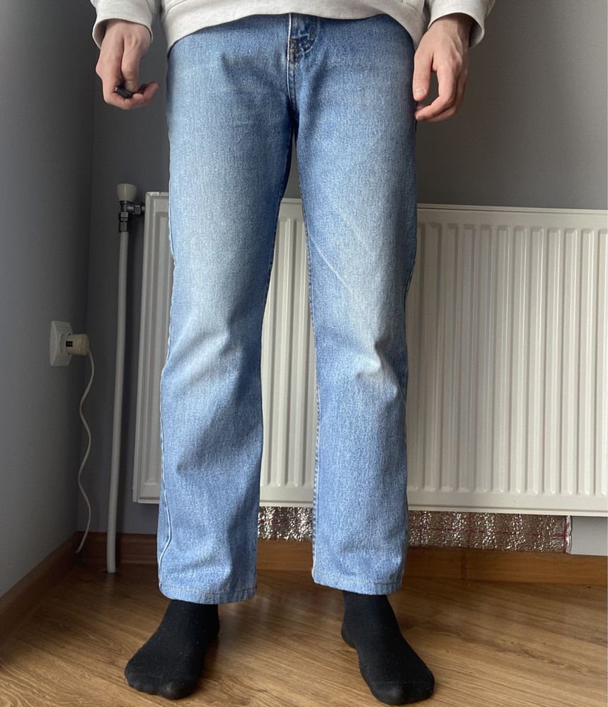 Вкорочені джинси