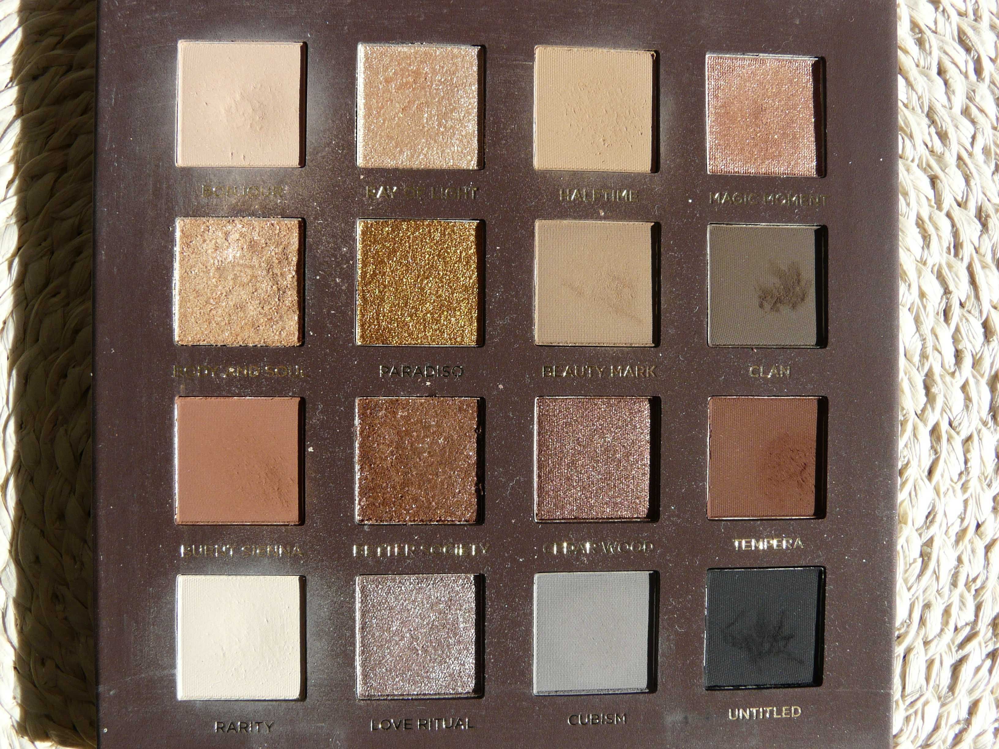 NABLA Side by side Nude palette Paleta cieni do powiek