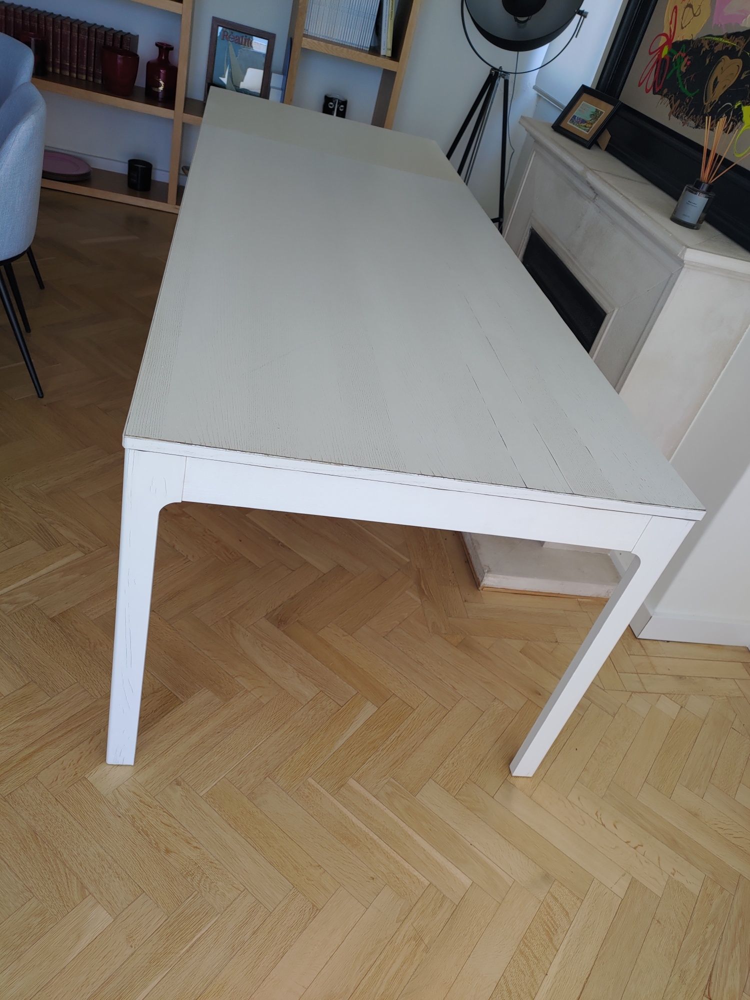Mesa e 8 cadeiras