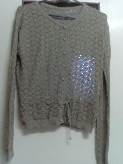 Ażurowy sweterek damski rozmiar M-L