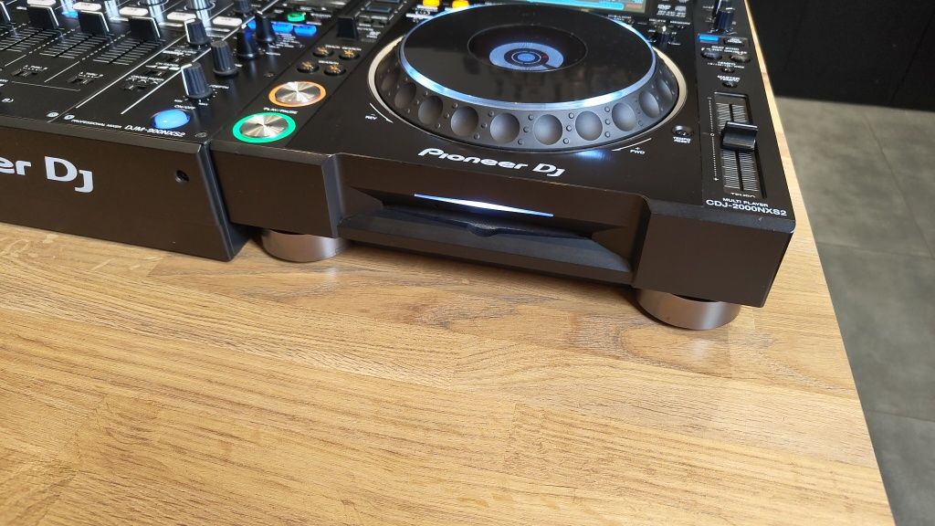 Pioneer CDJ-2000NXS2 odtwarzacze dj dla muzyków CDJ-2000 Nexus 2