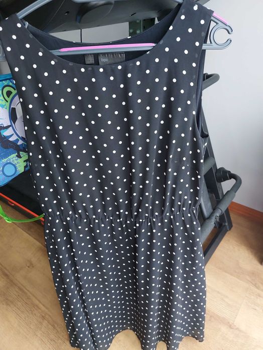 Sukienka rozkloszowana