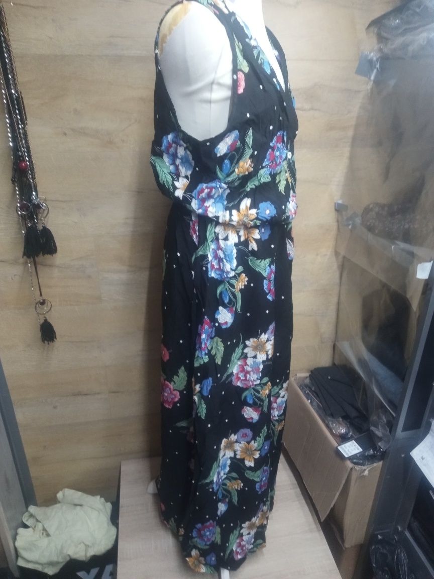 Sukienka maxi czarna bez rękawów M/L