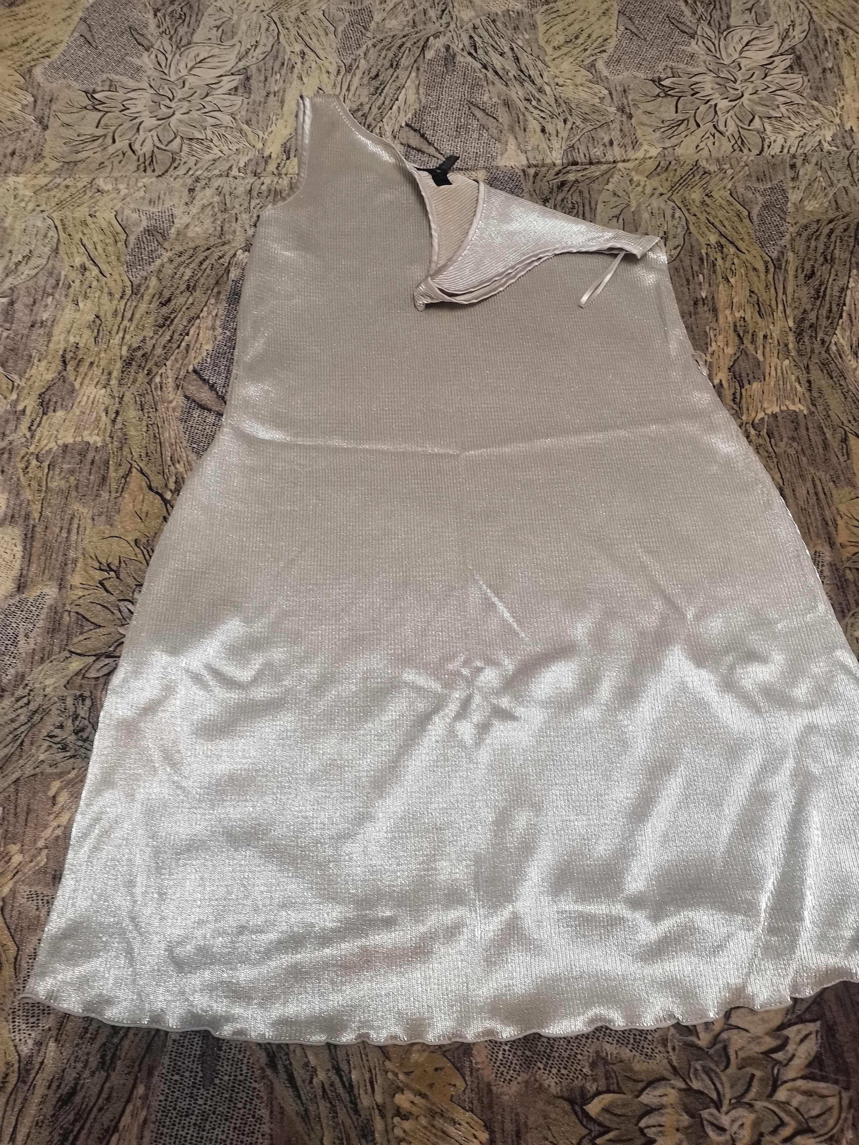 Пальто женское cropp платье, серебро, новый год