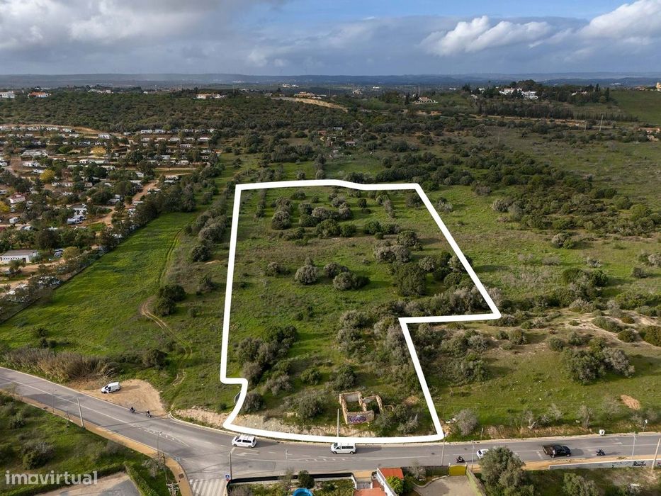 Terreno Misto Com Projecto Aprovado Para Construção De Turismo Rural,