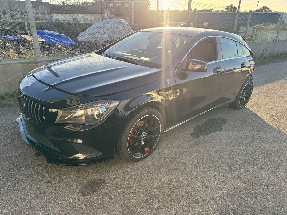 Mercedes CLA 200 2.2 136CV Sinistrada