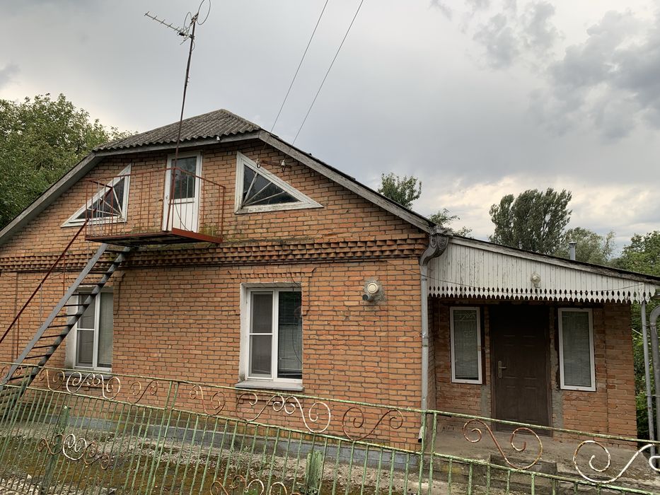 ТЕРМІНОВИЙ продаж добротного цегляного будинку