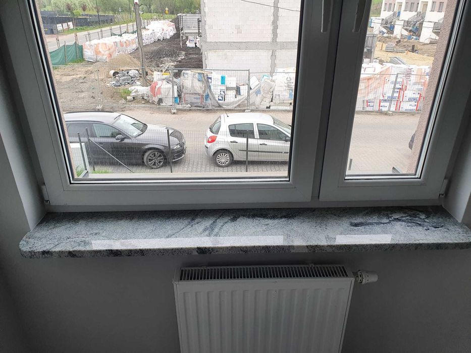 Parapety granitowe na wymiar, najniższe ceny, do 20km transport gratis