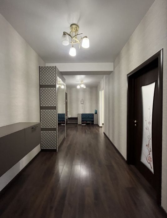 Продам 3-х комнатную квартиру по пр.Аношкина. Ж