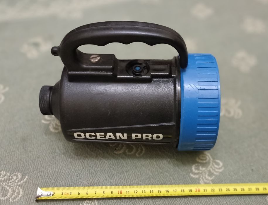 Подводный фонарь OCEANIC для дайвинга