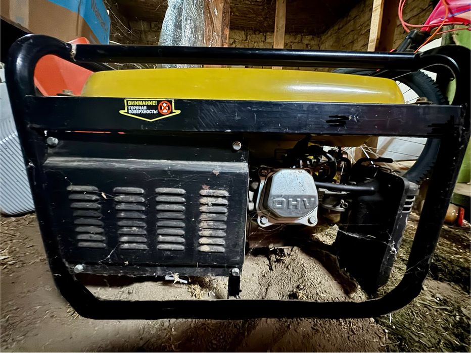 Бензиновий генератор 2,8 кВт