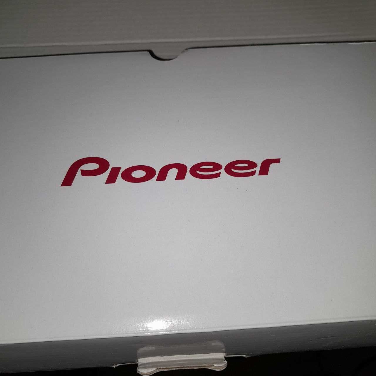 Видеорегистратор-зеркало Pioneer VREC-150MD