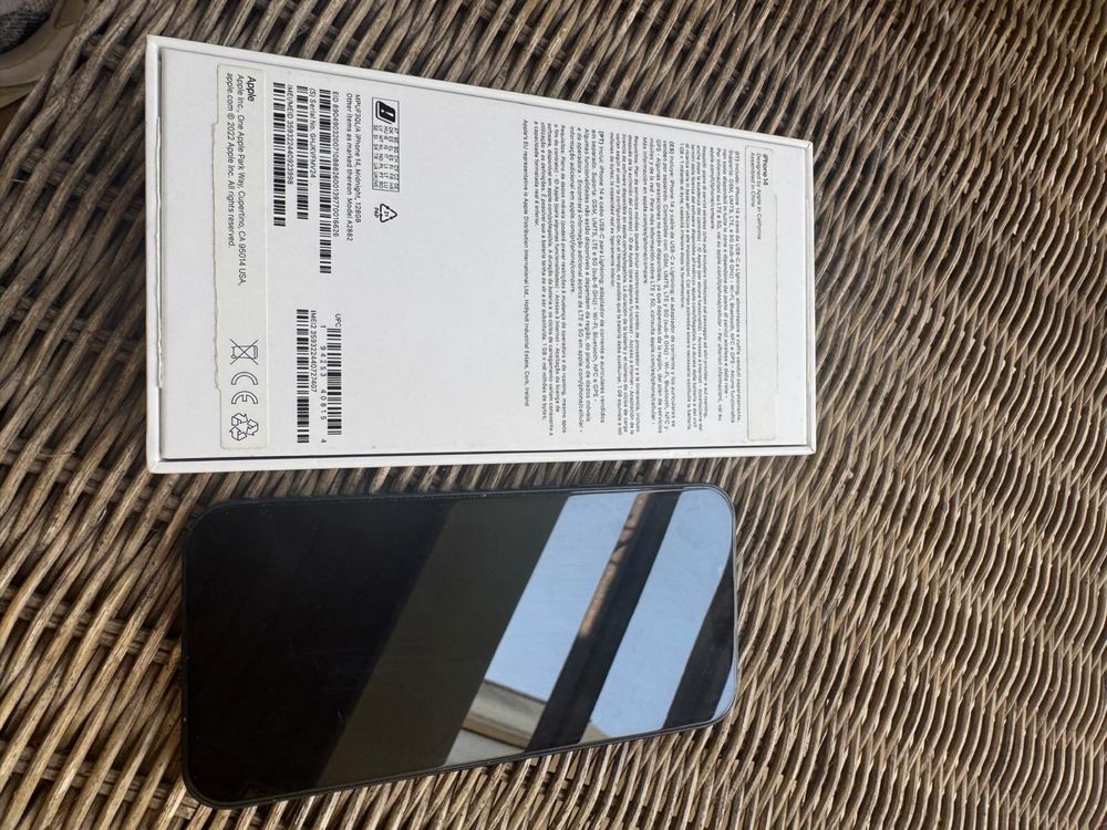 IPhone 14 preto impecável