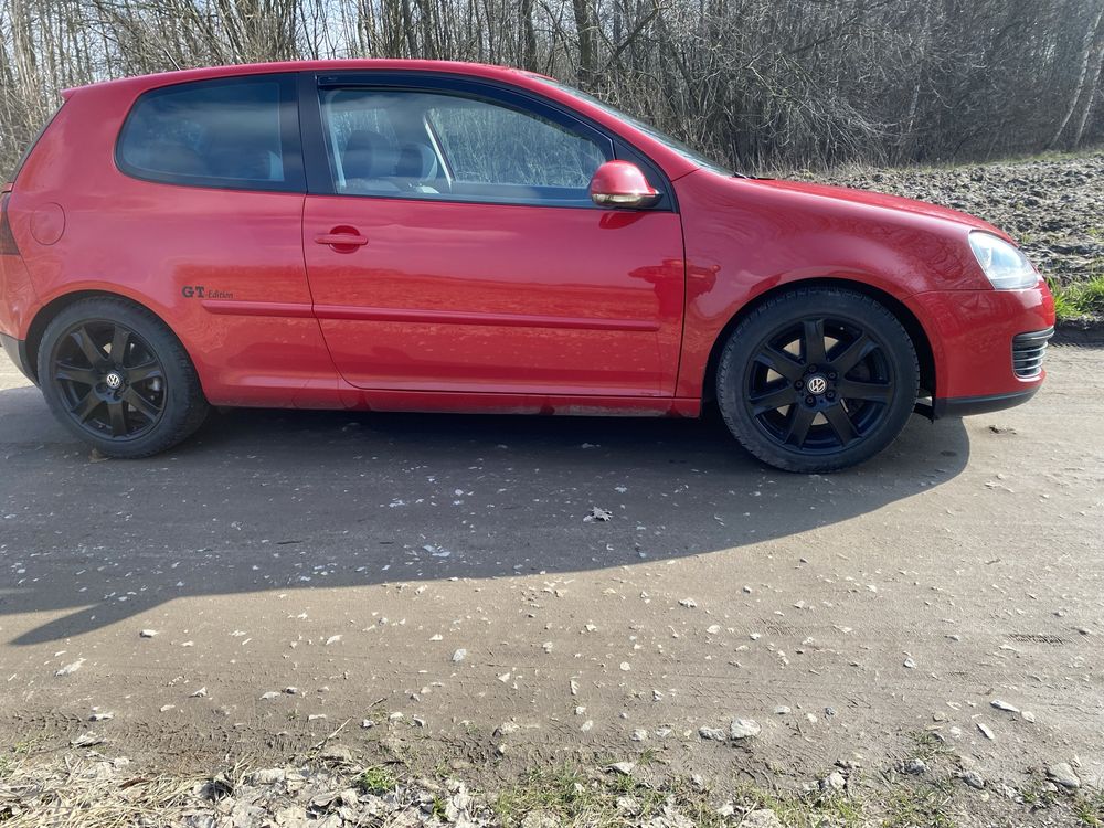 Volkswagen Golf V 2.0 TDI DPF GT Sport