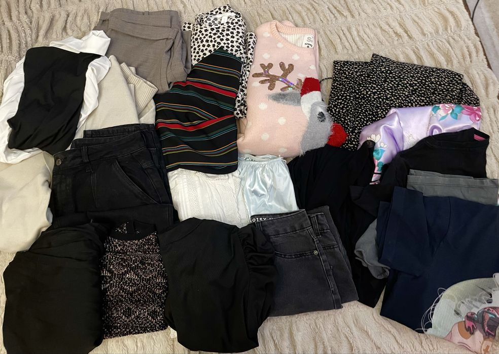 Пакет жіночого одягу М-Л