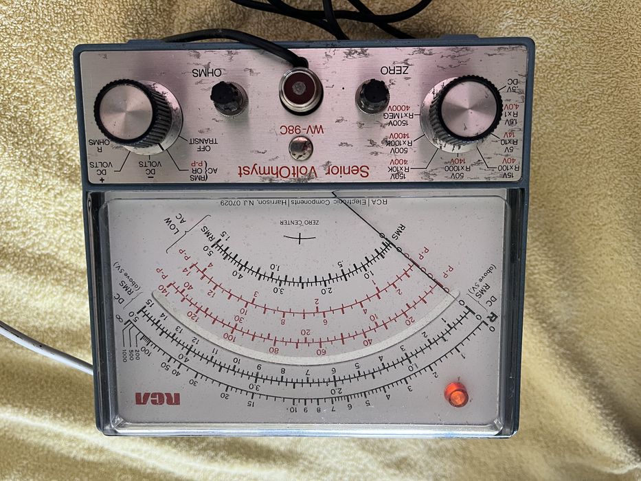 Voltimetro electronico