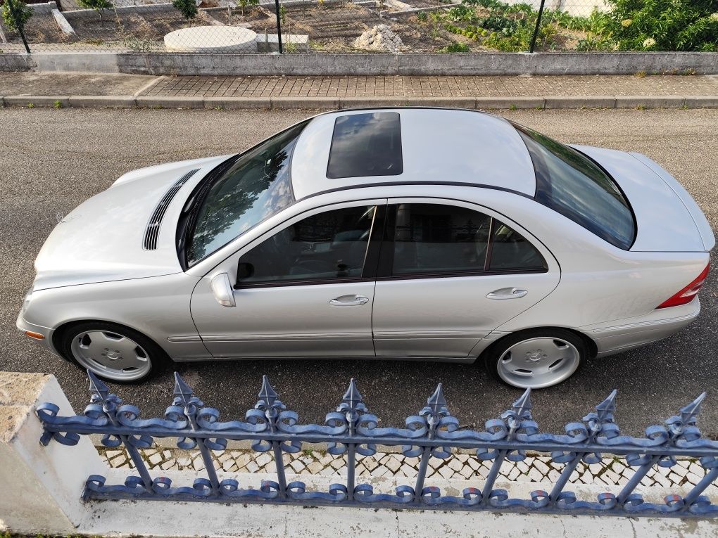 Mercedes C320 218cvs GPL 157mil KMS reais