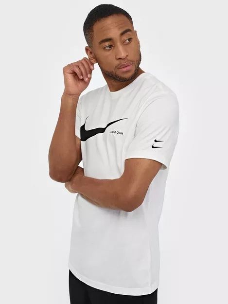 Мужская футболка nike m nsw swoosh