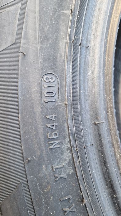 205/70r15c Pirelli Carrier