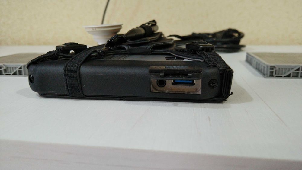 Военный Планшет Panasonic Toughpad FZ-M1, 7 Дюймов, 4/128Gb, 3G, GPS.
